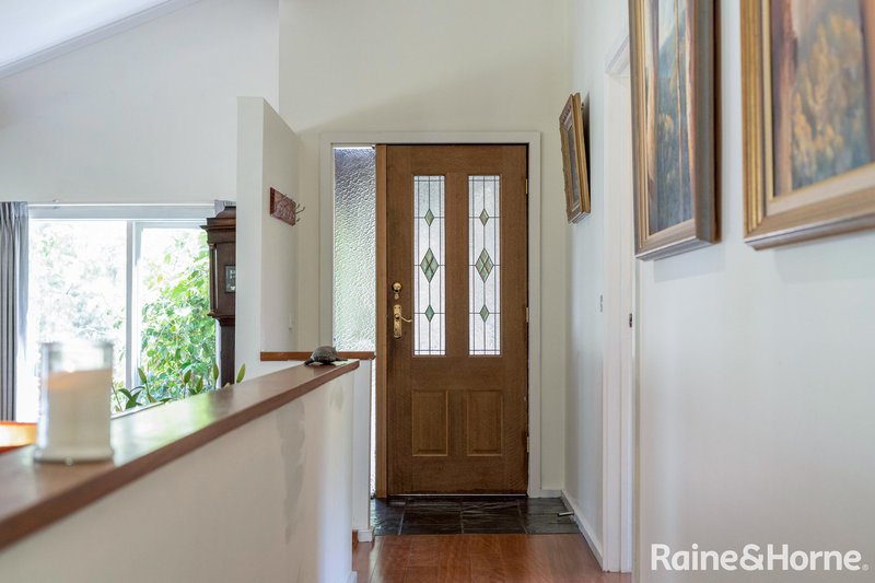 Photo - 6 Barclay Place, Riddells Creek VIC 3431 - Image 8