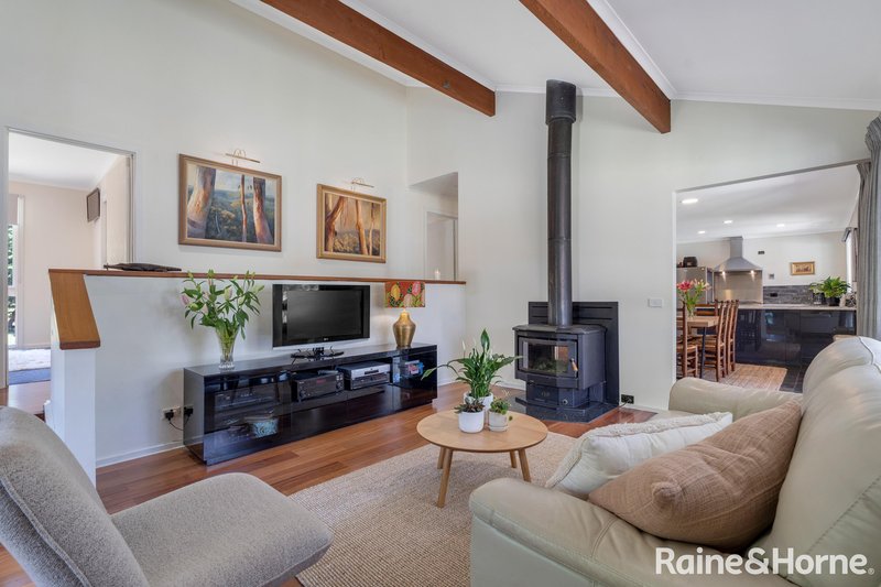 Photo - 6 Barclay Place, Riddells Creek VIC 3431 - Image 12