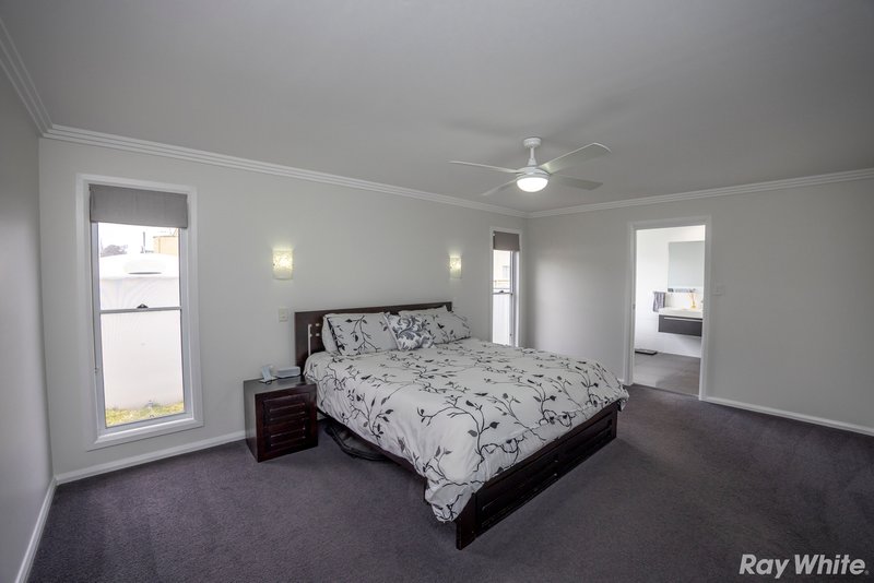 Photo - 6 Barcoo Place, Coomba Park NSW 2428 - Image 12