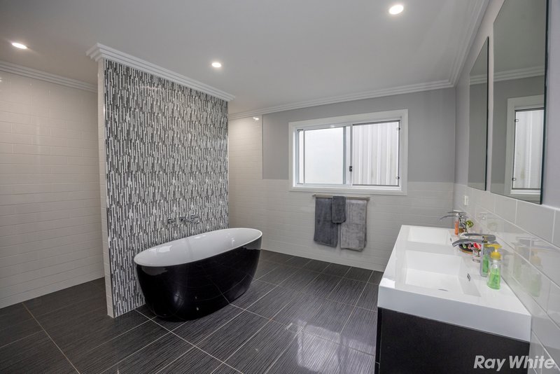 Photo - 6 Barcoo Place, Coomba Park NSW 2428 - Image 14