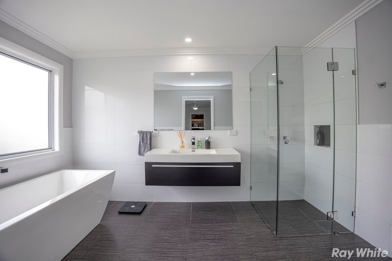 Photo - 6 Barcoo Place, Coomba Park NSW 2428 - Image 15