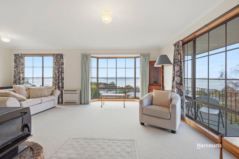 Photo - 6 Bareena Road, Taroona TAS 7053 - Image 2