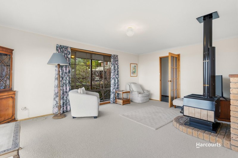 Photo - 6 Bareena Road, Taroona TAS 7053 - Image 3