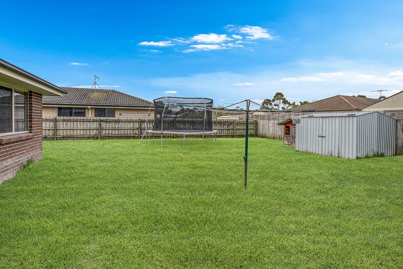 Photo - 6 Barnes Way, Koo Wee Rup VIC 3981 - Image 11