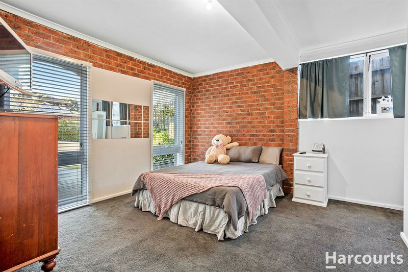 Photo - 6 Barnesdale Drive, Vermont VIC 3133 - Image 12