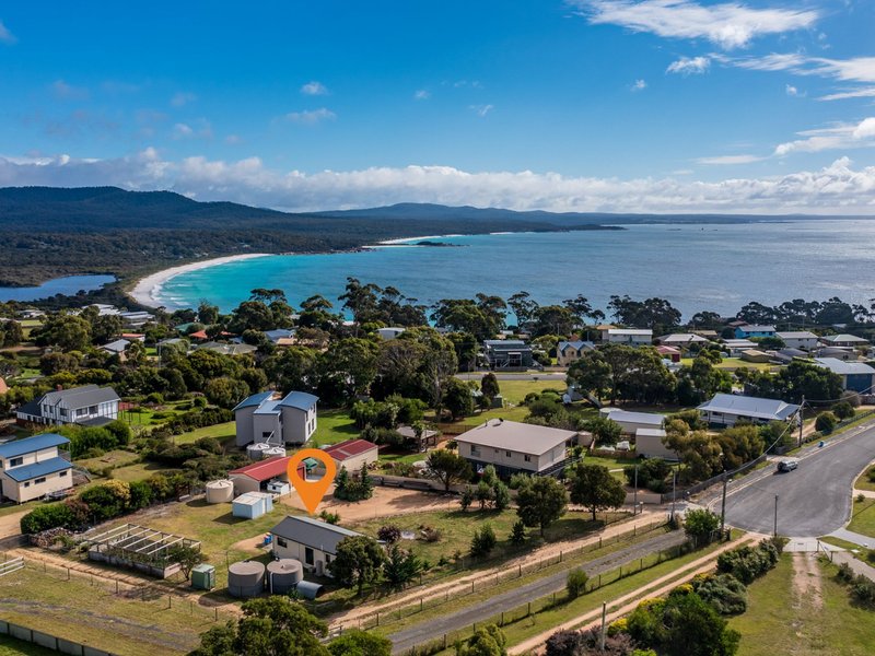 6 Barnett Close, Binalong Bay TAS 7216