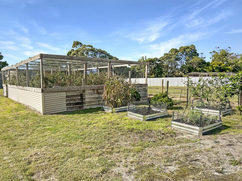 Photo - 6 Barnett Close, Binalong Bay TAS 7216 - Image 15