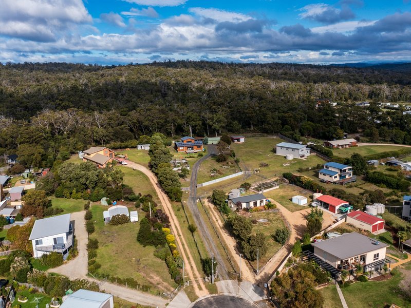 Photo - 6 Barnett Close, Binalong Bay TAS 7216 - Image 17