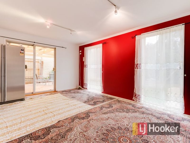 Photo - 6 Barnsbury Close, Hampton Park VIC 3976 - Image 14