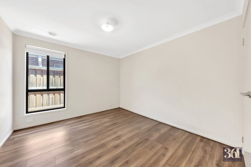 Photo - 6 Baron Road, Thornhill Park VIC 3335 - Image 12