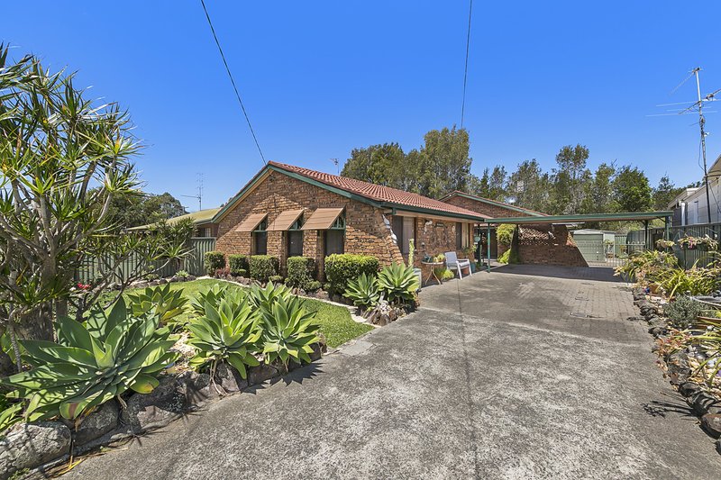 6 Barton Road, Doyalson NSW 2262