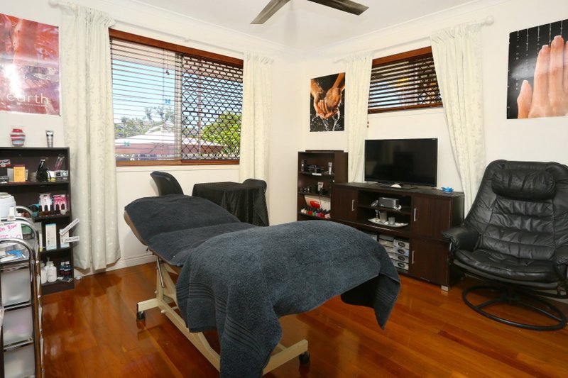 Photo - 6 Bass Avenue, Molendinar QLD 4214 - Image 17