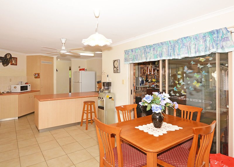 Photo - 6 Bauhinia Drive, Kawungan QLD 4655 - Image 10