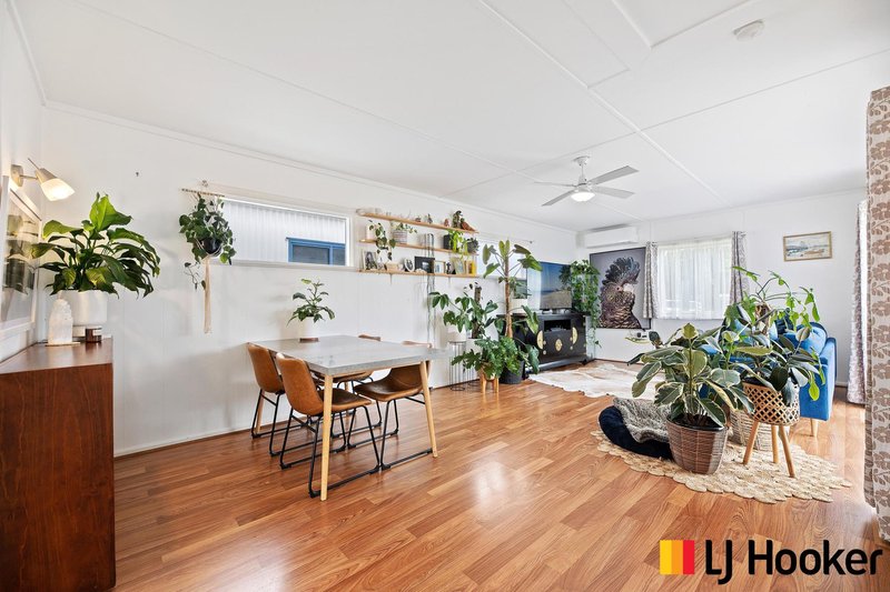 Photo - 6 Bavarde Avenue, Batemans Bay NSW 2536 - Image 6