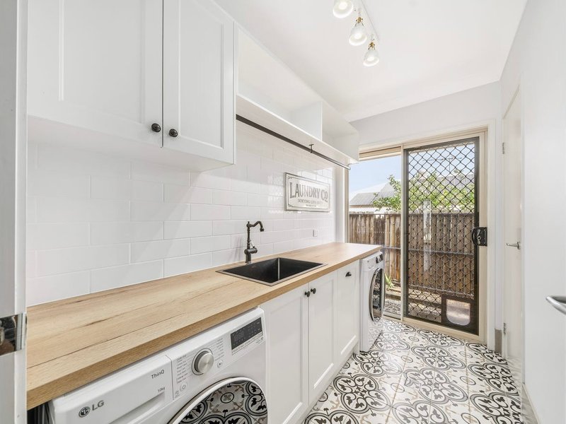 Photo - 6 Baybreeze Crescent, Murrumba Downs QLD 4503 - Image 16