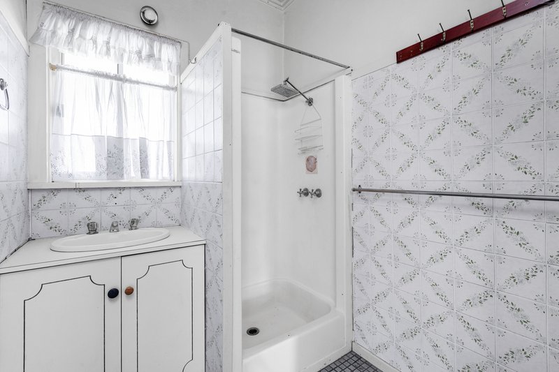 Photo - 6 Baylee Avenue, Mildura VIC 3500 - Image 9
