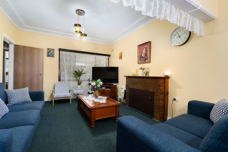 Photo - 6 Beaumont Street, Auburn NSW 2144 - Image 3