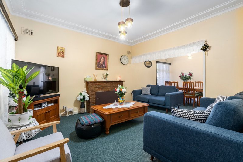 Photo - 6 Beaumont Street, Auburn NSW 2144 - Image 5