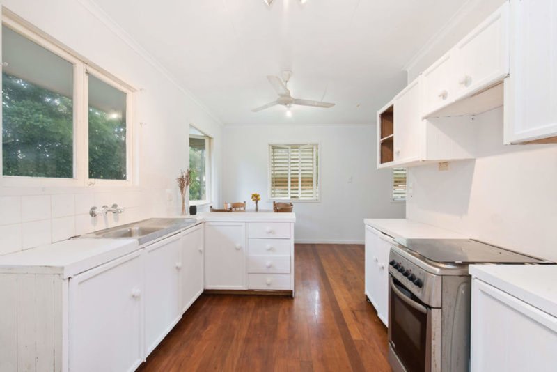 Photo - 6 Beaver Street, Clontarf QLD 4019 - Image 4