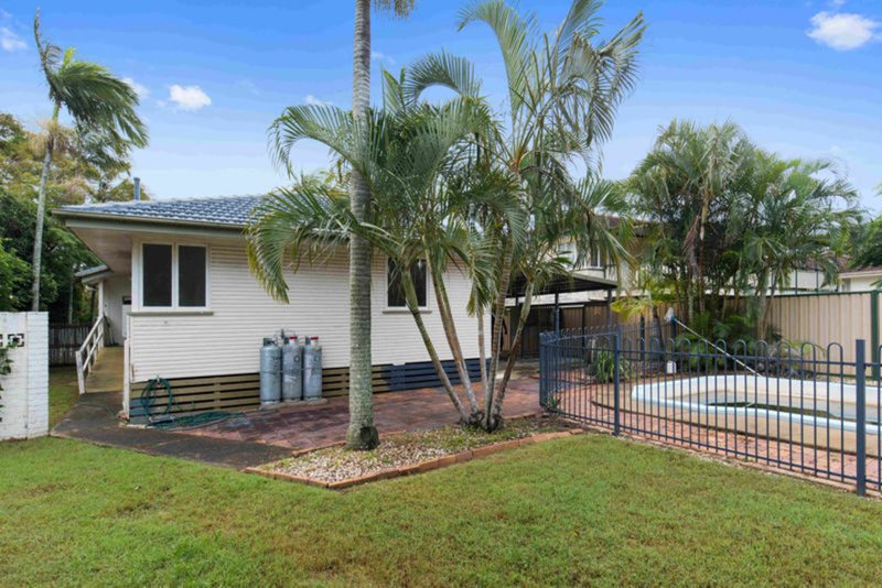 Photo - 6 Beaver Street, Clontarf QLD 4019 - Image 7