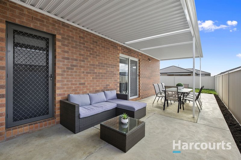 Photo - 6 Bect Street, Sebastopol VIC 3356 - Image 13