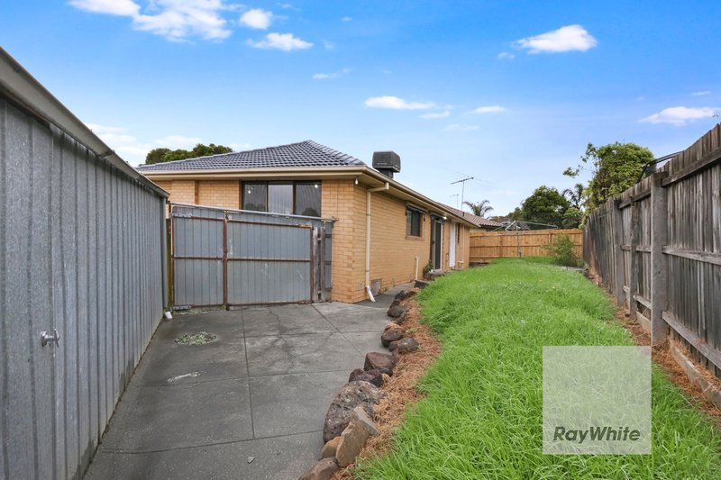 Photo - 6 Bede Court, Gladstone Park VIC 3043 - Image 13