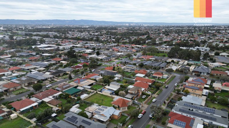 Photo - 6 Bedford Street, Mansfield Park SA 5012 - Image 17