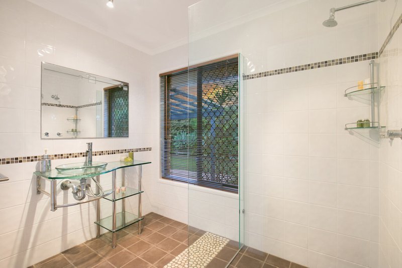 Photo - 6 Bedwell Court, Rochedale South QLD 4123 - Image 10