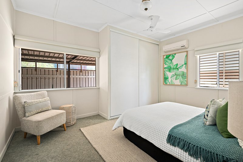 Photo - 6 Beechcroft Street, Coopers Plains QLD 4108 - Image 8