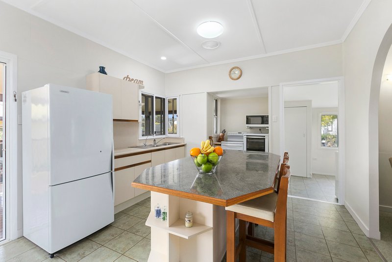 Photo - 6 Beechcroft Streetrdk , Coopers Plains QLD 4108 - Image 4