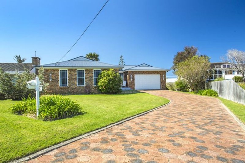 6 Bellbird Close, Mollymook NSW 2539