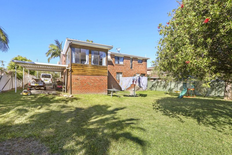 Photo - 6 Bellevista Close, Norah Head NSW 2263 - Image 3