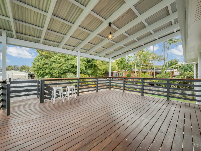 Photo - 6 Bellmere Court, Boyne Island QLD 4680 - Image 7