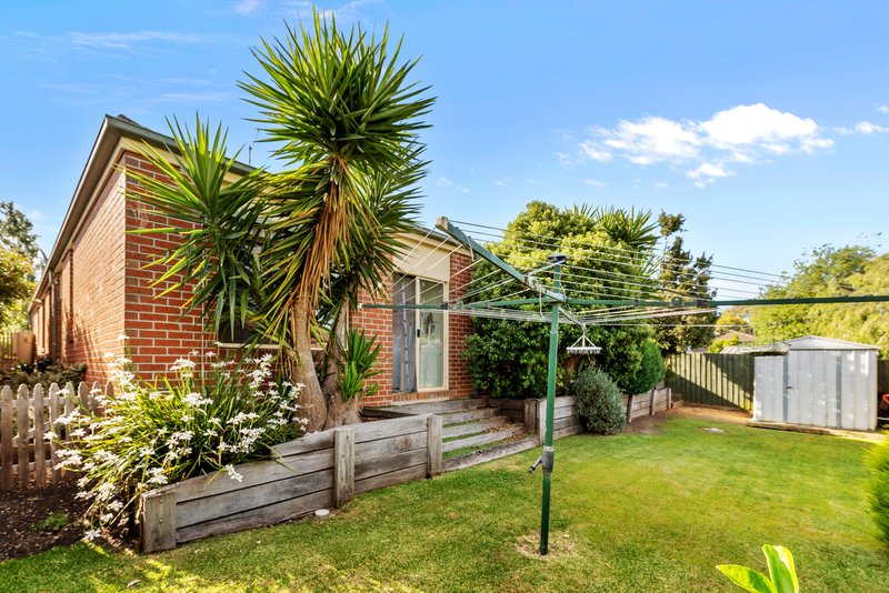 Photo - 6 Bellows Street, South Morang VIC 3752 - Image 13