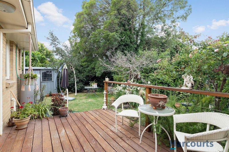 Photo - 6 Belmont Road, Glen Waverley VIC 3150 - Image 9