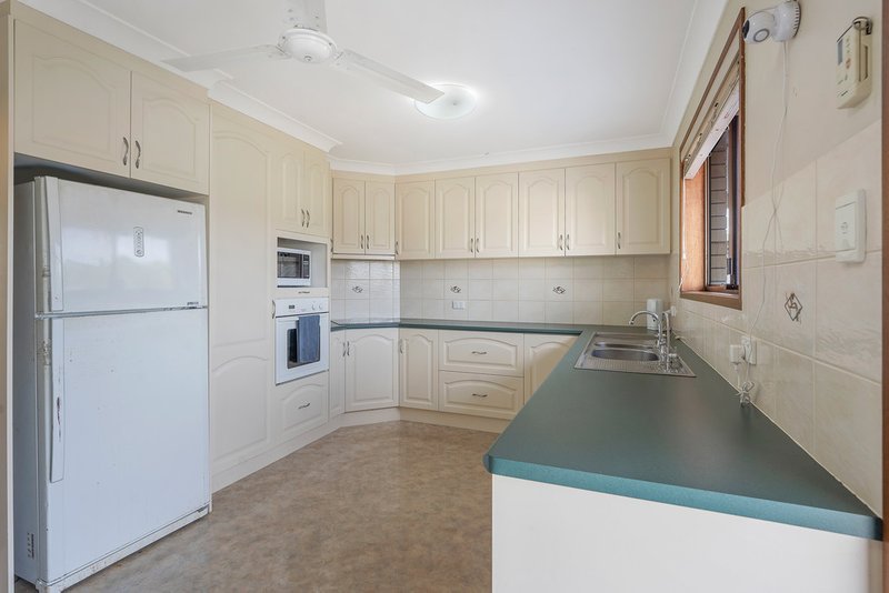 Photo - 6 Ben Lomond Street, Aspley QLD 4034 - Image 6