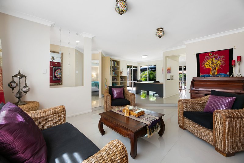 Photo - 6 Bentleigh Court, Robina QLD 4226 - Image 3