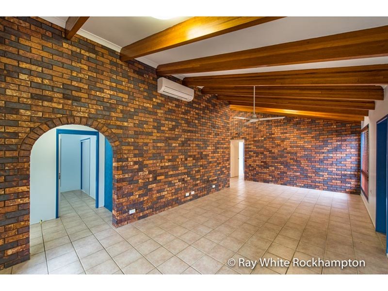 Photo - 6 Berkelman Street, Frenchville QLD 4701 - Image 11