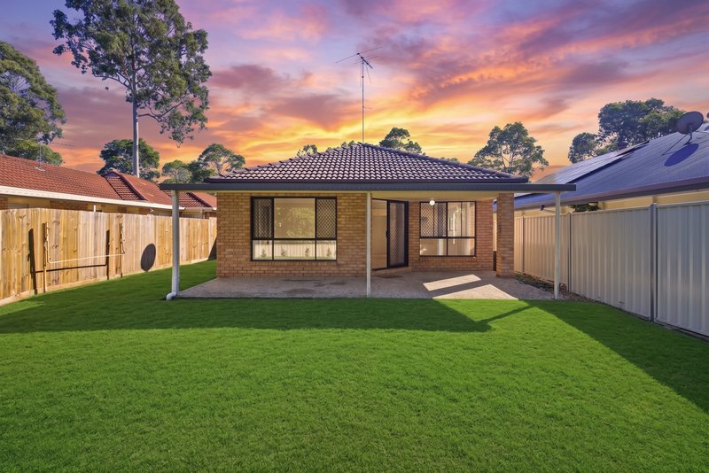 Photo - 6 Berkshire Place, Springfield Lakes QLD 4300 - Image 12