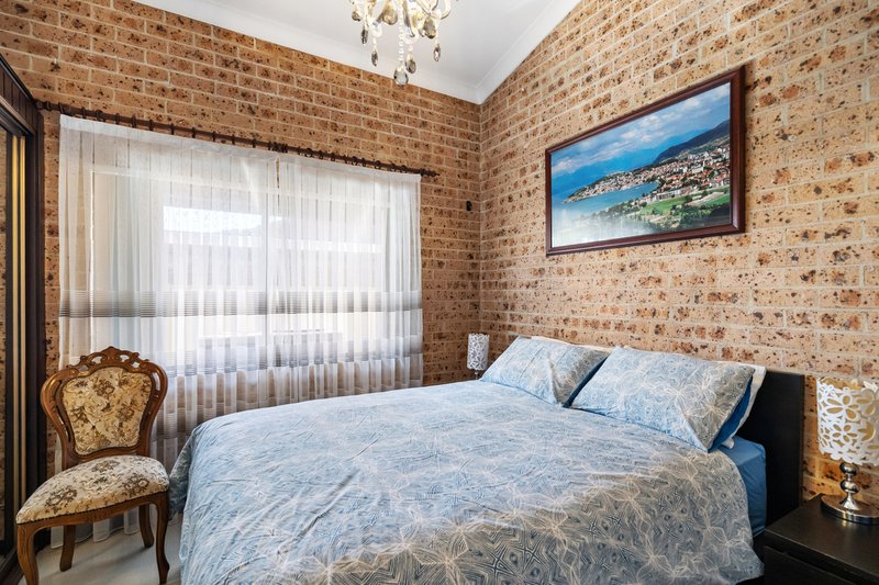 Photo - 6 Bernadette Place, Fairfield NSW 2165 - Image 9