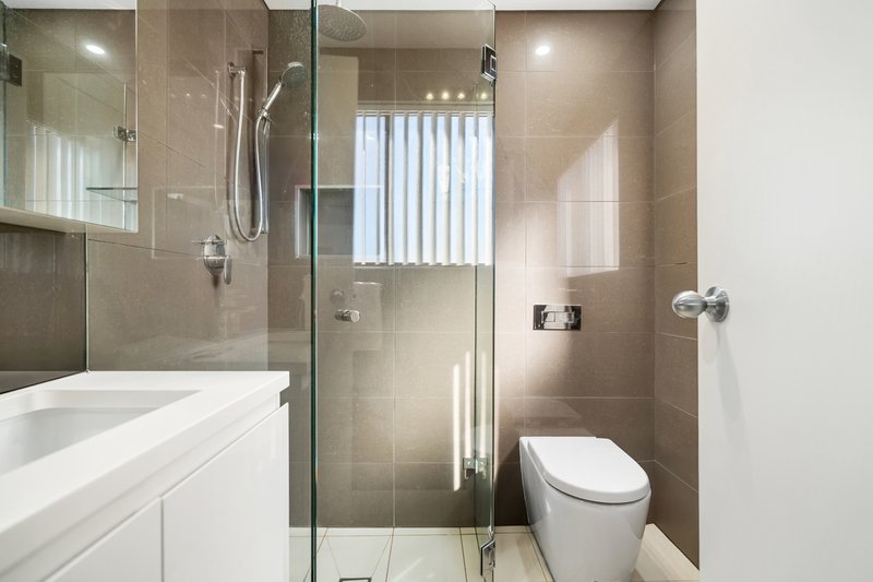 Photo - 6 Bernadette Place, Fairfield NSW 2165 - Image 11