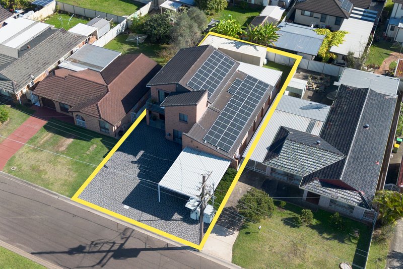 Photo - 6 Bernadette Place, Fairfield NSW 2165 - Image 17