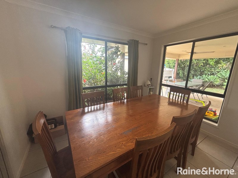 Photo - 6 Bernard Crescent, Kingaroy QLD 4610 - Image 9