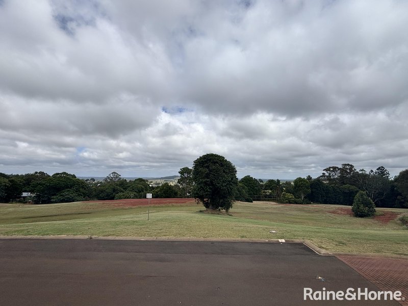 Photo - 6 Bernard Crescent, Kingaroy QLD 4610 - Image 18