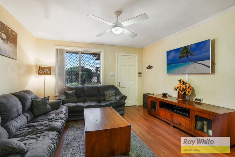 Photo - 6 Berridale Place, Heckenberg NSW 2168 - Image 6