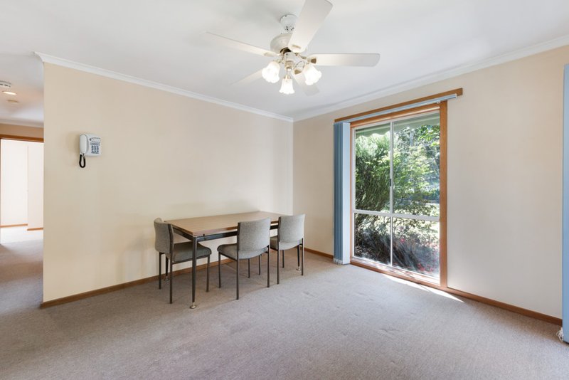 Photo - 6 Berry Court, Lilydale VIC 3140 - Image 5