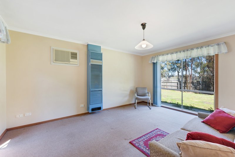 Photo - 6 Berry Court, Lilydale VIC 3140 - Image 6