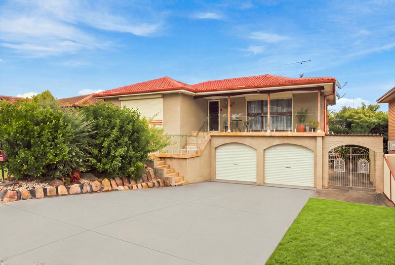 Photo - 6 Berry Street, Prairiewood NSW 2176 - Image 2