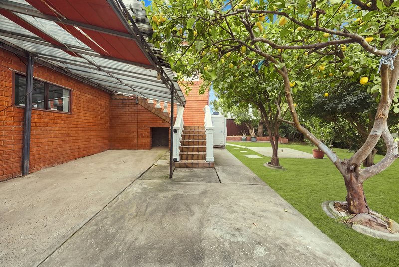 Photo - 6 Berry Street, Prairiewood NSW 2176 - Image 13