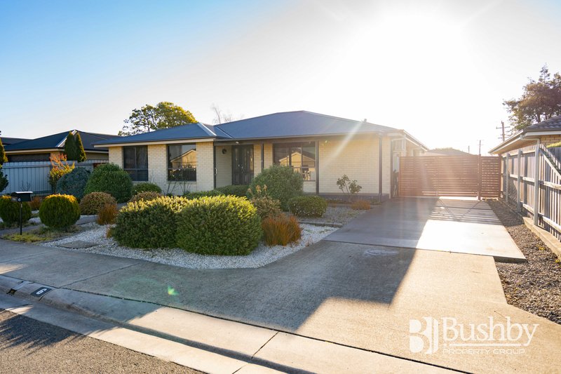 Photo - 6 Bethune Place, Newnham TAS 7248 - Image 2